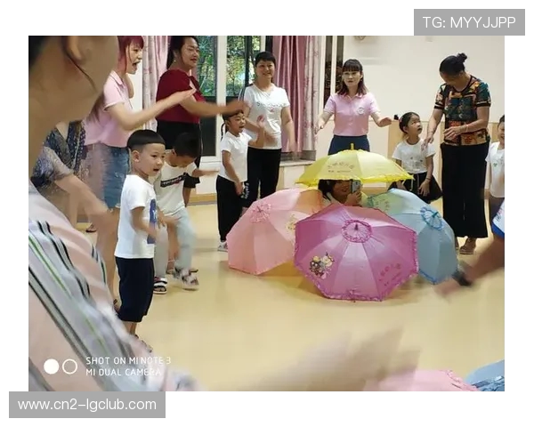 南充亲子足球赛点燃家庭运动激情共绘城市活力新篇章畅想多彩未来愿景